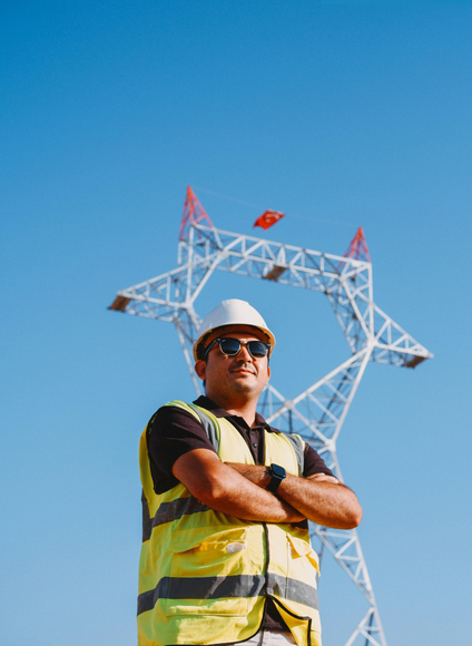 man electricity man installing SCAN42